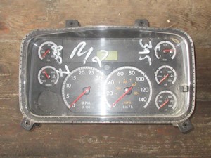 Used 2007 Freightliner M-2 Instrument Cluster (Stock #ELE-51)) Part Image