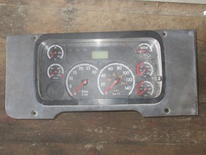 Used 2014 Freightliner Cascadia Instrument Cluster (Stock #ELE-58)) Part Image