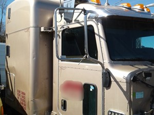 Used 2012 Peterbilt 386 Cab (Stock #CA-18)) Part Image