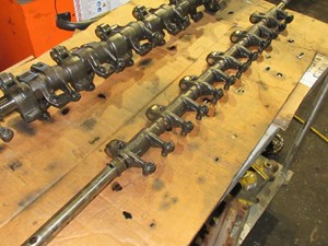 Used 2013 Detroit DD15 Rocker Arm (Stock #EA-260)) Part Image