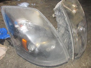 Used 2016 Volvo VNL Headlamp Assy (Stock #HL-2)) Part Image