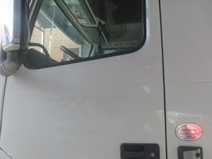 Used 2017 Volvo VNL Door (Stock #DR-9)) Part Image