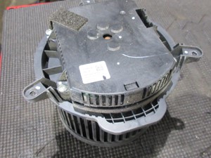 Used 2018 Freightliner Cascadia 125 Blower Motor (Stock #ELE-198)) Part Image