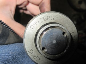 Used Caterpillar C15 Injector (Stock #EA-73)) Part Image