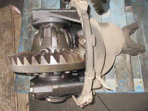 Used Meritor/Rockwell MT40-14X Rear Rear (Tandem Rear or Single) (Stock #DI-75)) Part Image