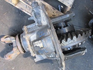 Used Meritor/Rockwell MT40-14X Rear Rear (Tandem Rear or Single) (Stock #DI-130)) Part Image