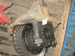 Used Meritor/Rockwell MT40-14X Rear Rear (Tandem Rear or Single) (Stock #DI-62)) Part Image