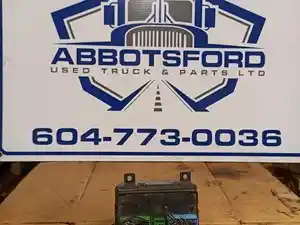 Used 2005 Volvo VNL Dash Control Module (Stock #V-36-7)) Part Image