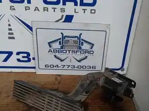 Used 2015 Freightliner Cascadia 125 Throttle Pedal (Stock #FL-429-14)) Part Image