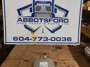 Used 2015 Volvo VNL Dash Control Module (Stock #V-132-14)) Part Image