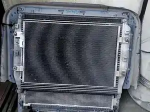 Used 2018 Freightliner Cascadia 126 Cooling Assembly (Stock #FL-382-37)) Part Image