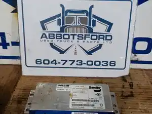 Used Bendix ABS Control Module (Stock #P-1933)) Part Image