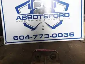 Used Engine Mount (Stock #P-865)) Part Image
