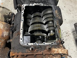Used Eaton/Fuller FR14210B Transmission Assy (Stock #2887)) Part Image