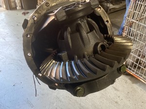 Used Mercedes RT40-4N Differential Case (Stock #2835)) Part Image