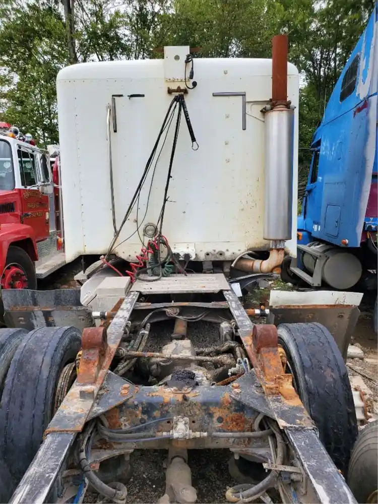 Used 2003 Freightliner COLUMBIA 120 Exhaust Pipe and Part for sale