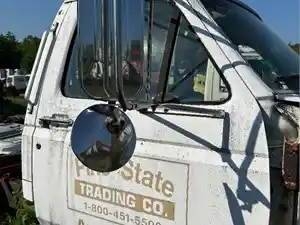 Used 1995 Ford F700 Door (Stock #WBTRUCK-2 P/S DOOR)) Part Image