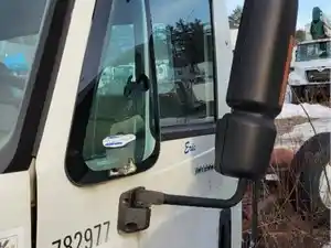 Used 2004 International 8500 Door (Stock #529A D/S DOOR)) Part Image
