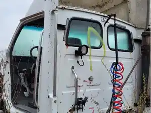 Used 2004 Sterling A9500 Cab (Stock #570A CAB)) Part Image