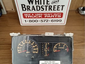 Used 2005 Isuzu NPR HD Instrument Cluster Image