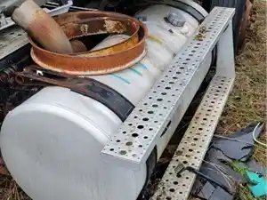 Used 2005 Sterling A9500 Fuel Tank (Stock #763A P/S FUEL TANK)) Part Image