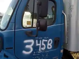 Used 2007 Freightliner M2 106 Door (Stock #345B D/S DOOR)) Part Image