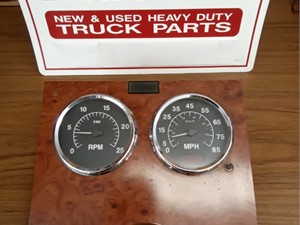 Used 2007 International 9200/9400I Instrument Cluster Image