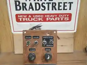 Used 2009 Peterbilt 335 Instrument Cluster (Stock #WB-174)) Part Image