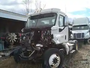 Used 2013 Freightliner Cascadia 113 Cab (Stock #266B CAB)) Part Image