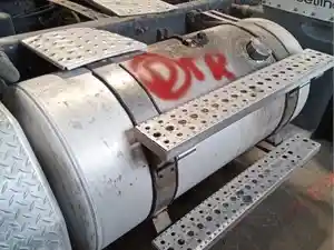 Used 2013 Freightliner Cascadia 113 Fuel Tank Image