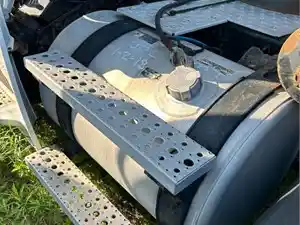 Used 2015 Freightliner Cascadia 125 Fuel Tank (Stock #044B D/S FUEL TANK)) Part Image
