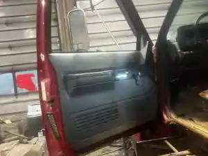For Parts 1996 GMC C7000 Topkick Door (Stock #437B-D/S DOOR)) Part Image