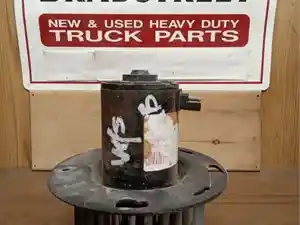 Used Universal Western Star 4900 Blower Motor (Stock #WB-255)) Part Image