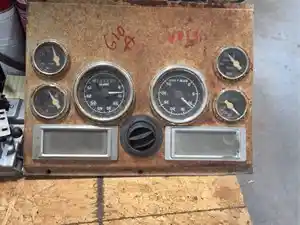 Used 1993 Ford LTA9000 AERO MAX 106 Other (Stock #610A DASH PANEL)) Part Image