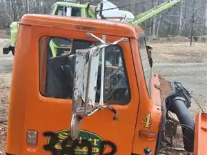 Used 2000 International 2674 Door (Stock #382B- P/S DOOR)) Part Image