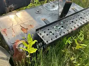 Used 2001 Freightliner FL70 Fuel Tank (Stock #826A P/S FUEL TANK)) Part Image