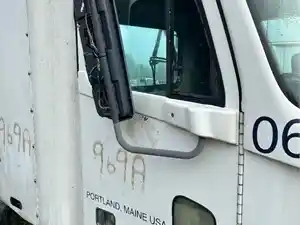 Used 2005 Freightliner ST120 Door (Stock #969A P/S DOOR)) Part Image