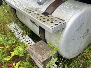 Used 2010 Freightliner COLUMBIA 120 Fuel Tank (Stock #064B P/S FUEL TANK)) Part Image