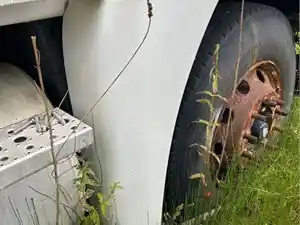Used 2010 Freightliner Cascadia 125 Fender Extension (Stock #185B P/S FENDER EXTENSION)) Part Image