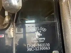 Used 2010 Peterbilt 386 Door (Stock #471B-D/S DOOR)) Part Image