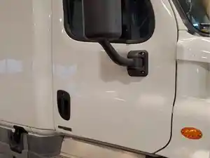 Used 2018 Freightliner Cascadia 125 Door (Stock #426B-P/S DOOR)) Part Image