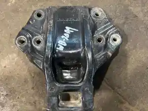 Used Paccar. Spring, Rear Leaf Hanger (Stock #WB-2044)) Part Image