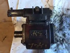 Used Spicer/TTC 7041 Auxiliary Transmission Assy (Stock #WBA-20)) Part Image
