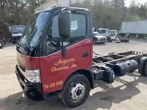 Used 2015 Hino 195 Radiator (Stock #30)) Part Image
