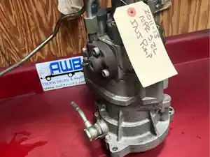 Used 2011 Isuzu 4HK1 Fuel Gear Pump (Stock #124)) Part Image