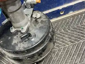 Used 2018 Isuzu NPR Brake Booster (Stock #104)) Part Image