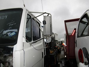 Used 1995 FREIGHTLINER FL70 Mirror (Stock #79985)) Part Image