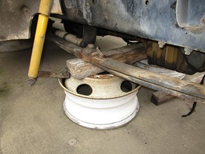 Used 2000 FREIGHTLINER FL60 Spring, Front Leaf (Stock #82639)) Part Image