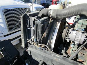 Used 2000 VOLVO VNL Cooling Assembly (Stock #34970)) Part Image