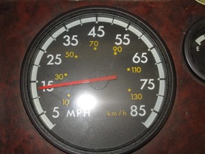 Used 2001 FREIGHTLINER ST120 Instrument Cluster (Stock #76775)) Part Image